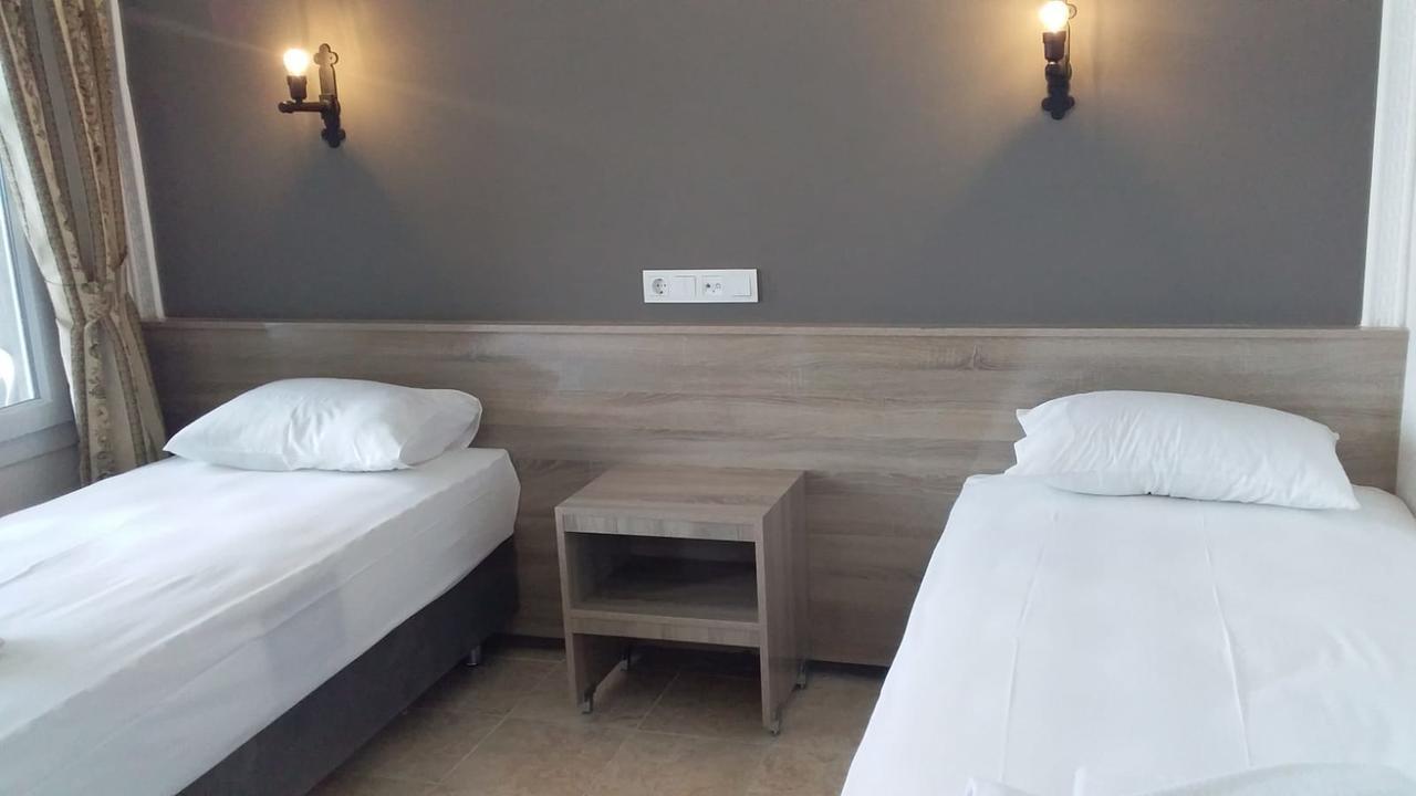 פוצ'ה Hotel Leon מראה חיצוני תמונה