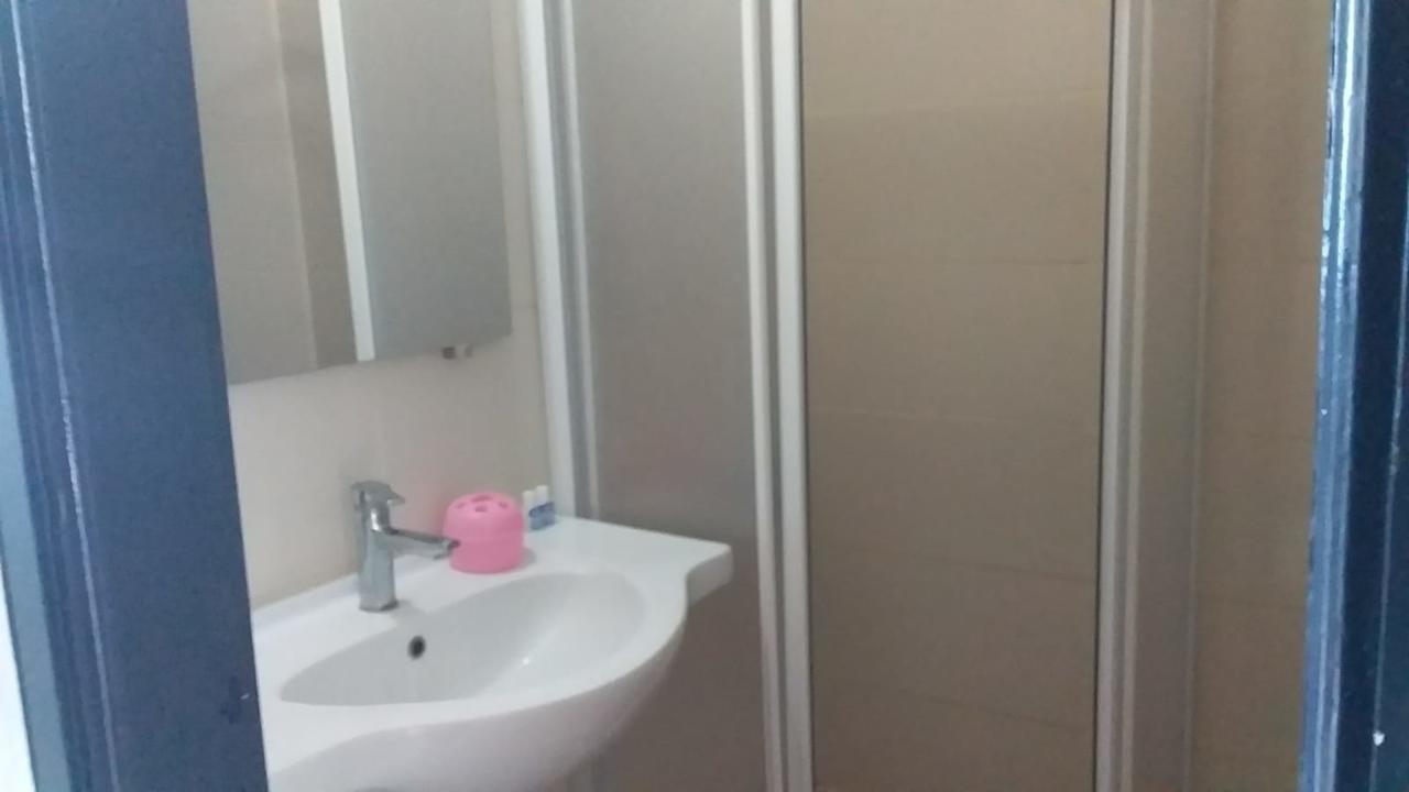 פוצ'ה Hotel Leon מראה חיצוני תמונה