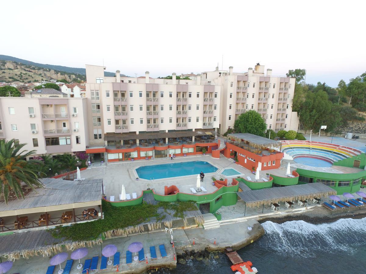 פוצ'ה Hotel Leon מראה חיצוני תמונה