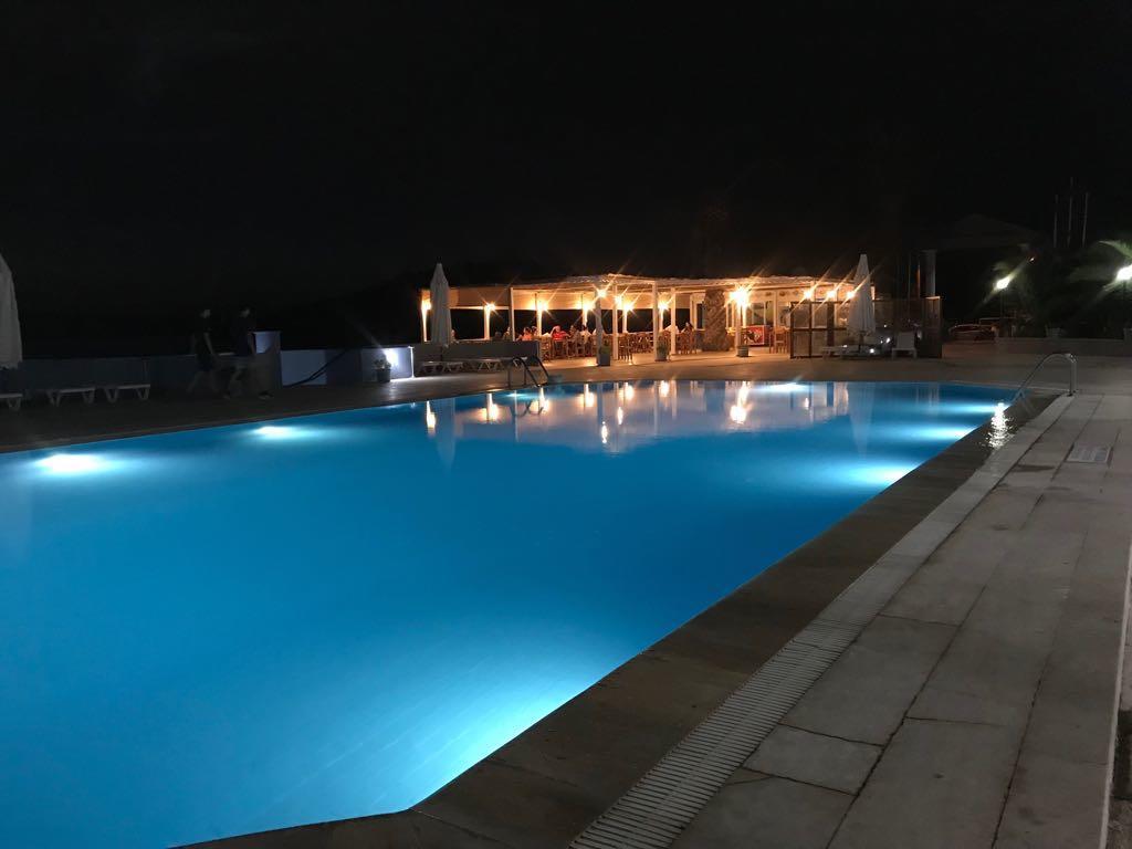 פוצ'ה Hotel Leon מראה חיצוני תמונה