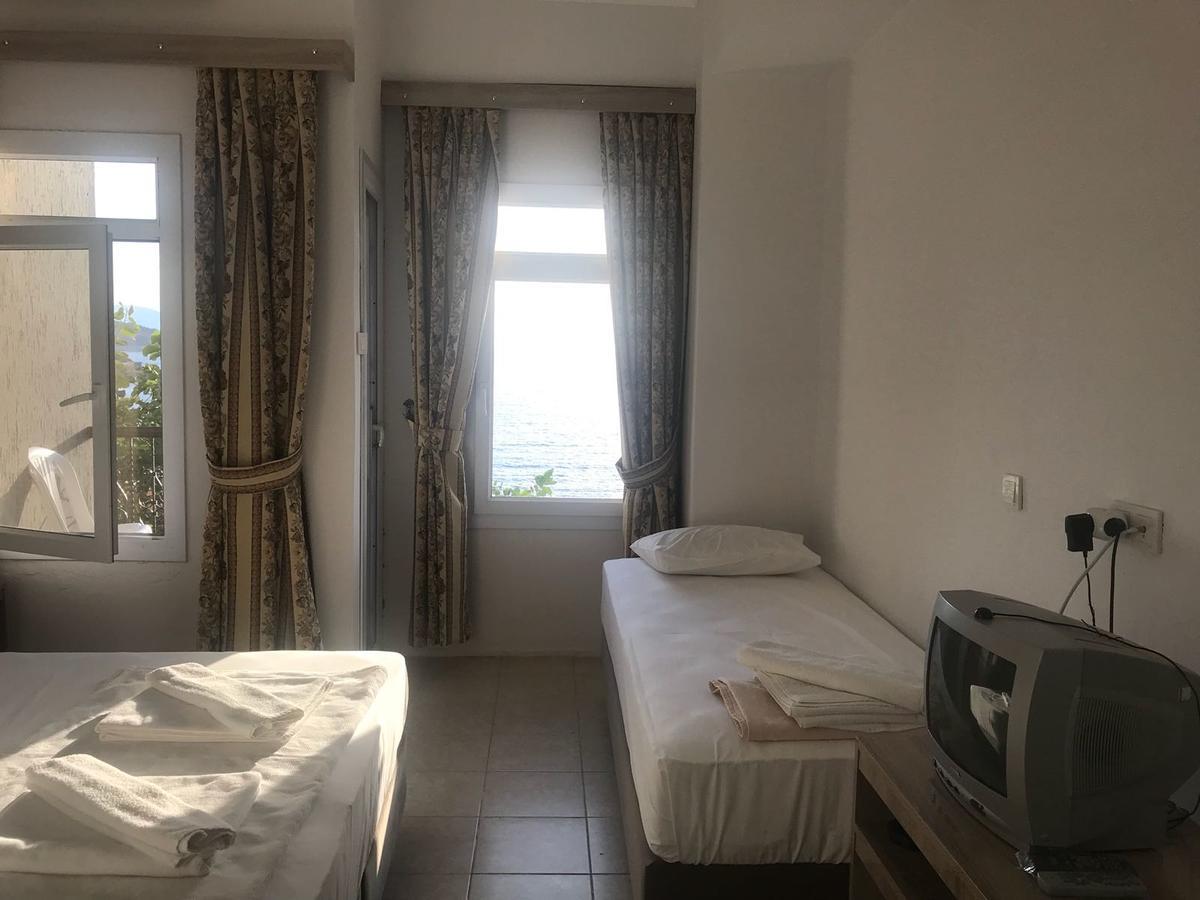 פוצ'ה Hotel Leon מראה חיצוני תמונה